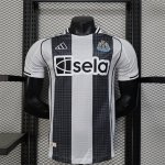 Camiseta Newcastle Authentic Primera 2025/2026